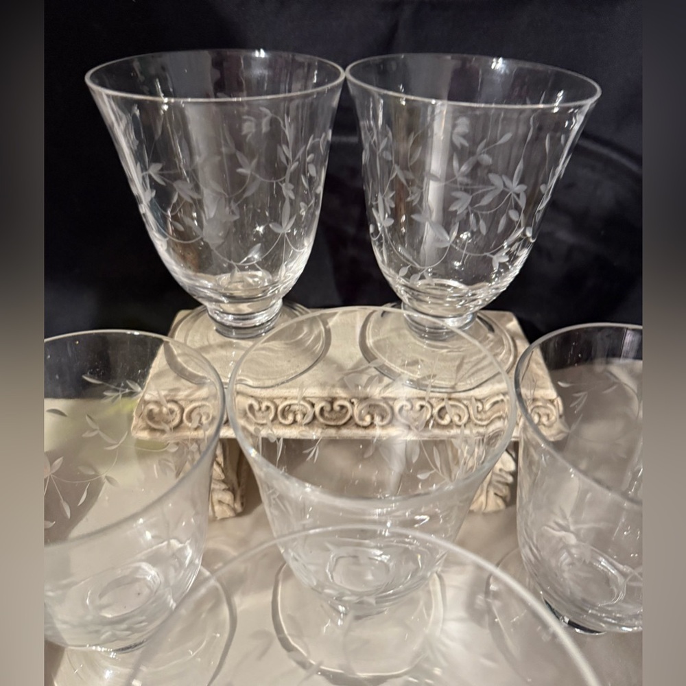 6 Lenox “Heather” 10oz  water/wine glasses.